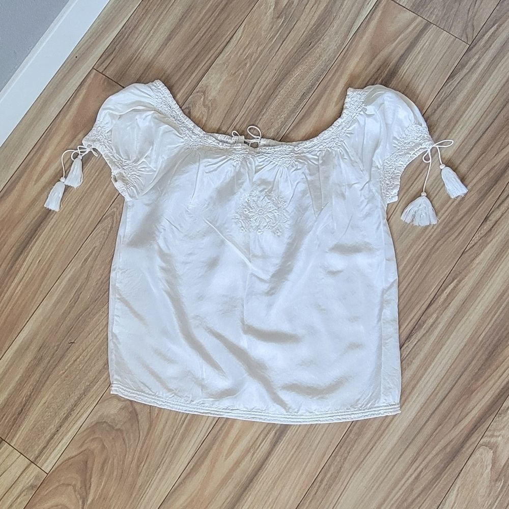 Joie 100% Silk Vintage Embroidered Tassel Peasant Blouse in Ivory White - Picture 7 of 13